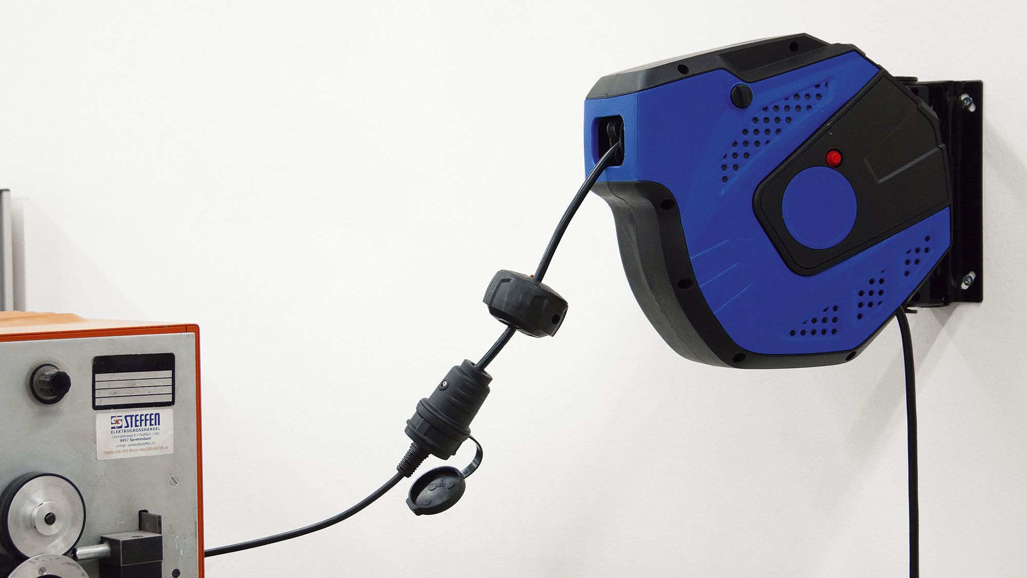 Automatik-Kabelaufroller Steffen 12m Td3×1.5mm² Anschlusskabel: 1m