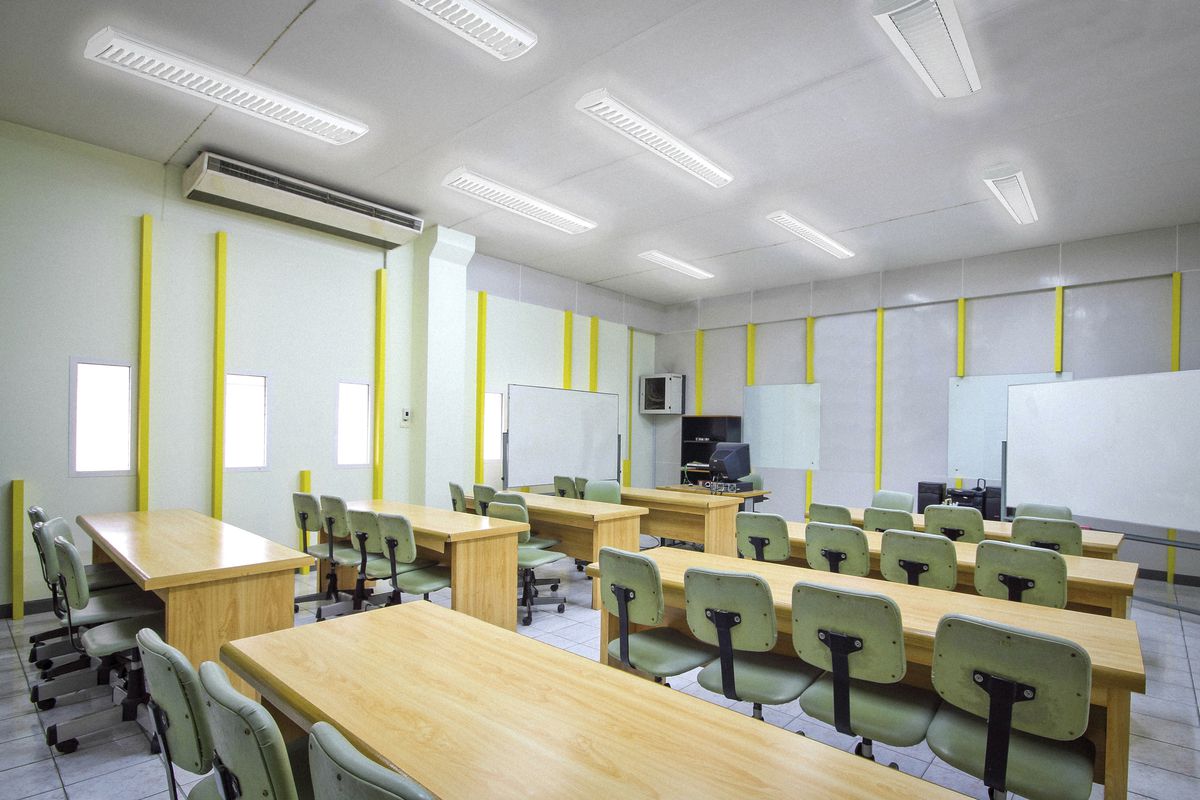 Plafonnier LED Sylvania Sylmaster T8 G13 1×27W 2000lm 840 1550mm blanc