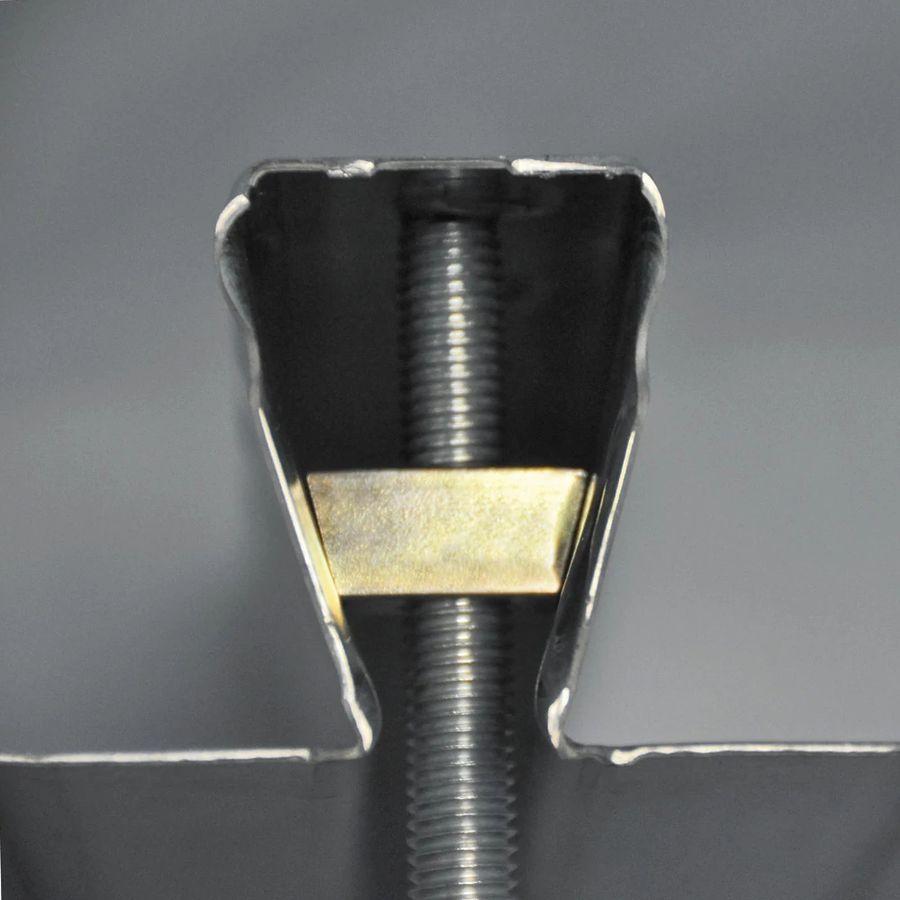 Gleitmutter Caddy HW M4 15° Stahl verzinkt