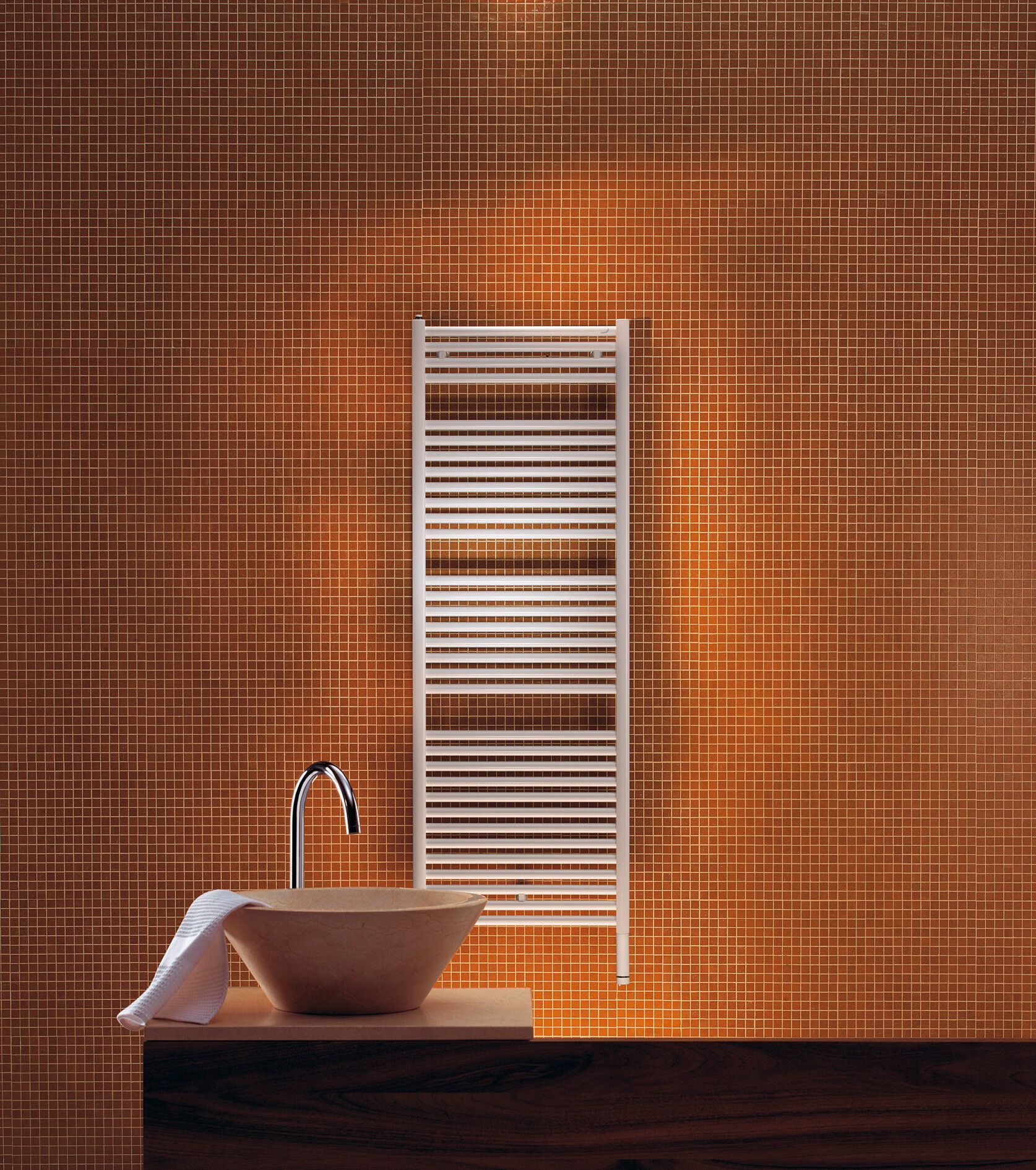 Bad-Heizkörper Zehnder Toga TE-180-050/ZS