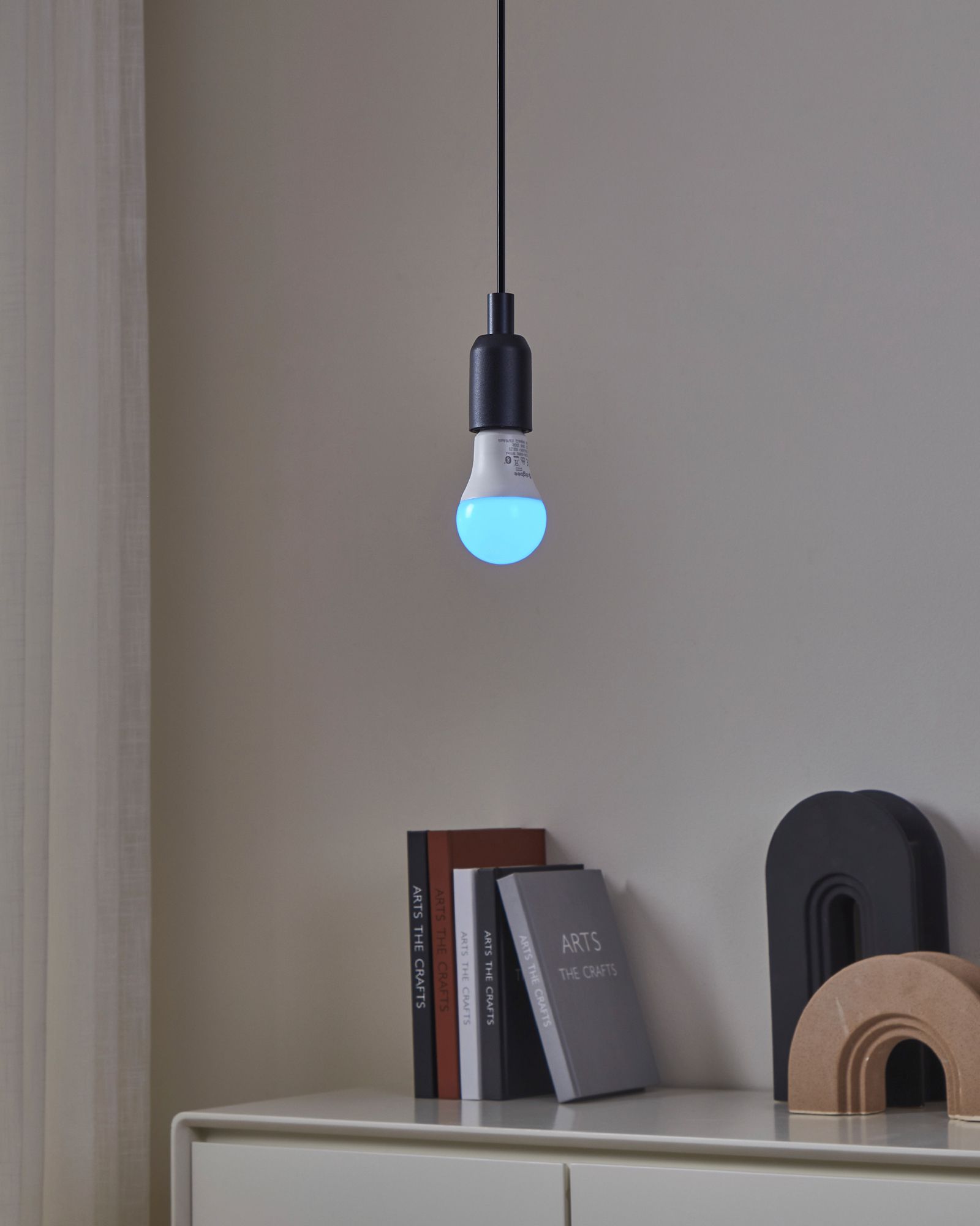 LED-Lampe Eglo E27 9W 806lm 2700…6500K 60×118mm A60 opal 180°