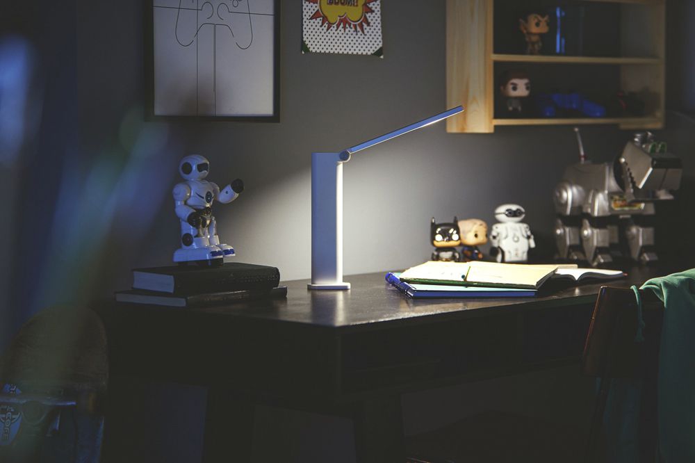 LED-Tischleuchte Philips DSK202 5W 120lm 4000K DIM weiss USB Typ A