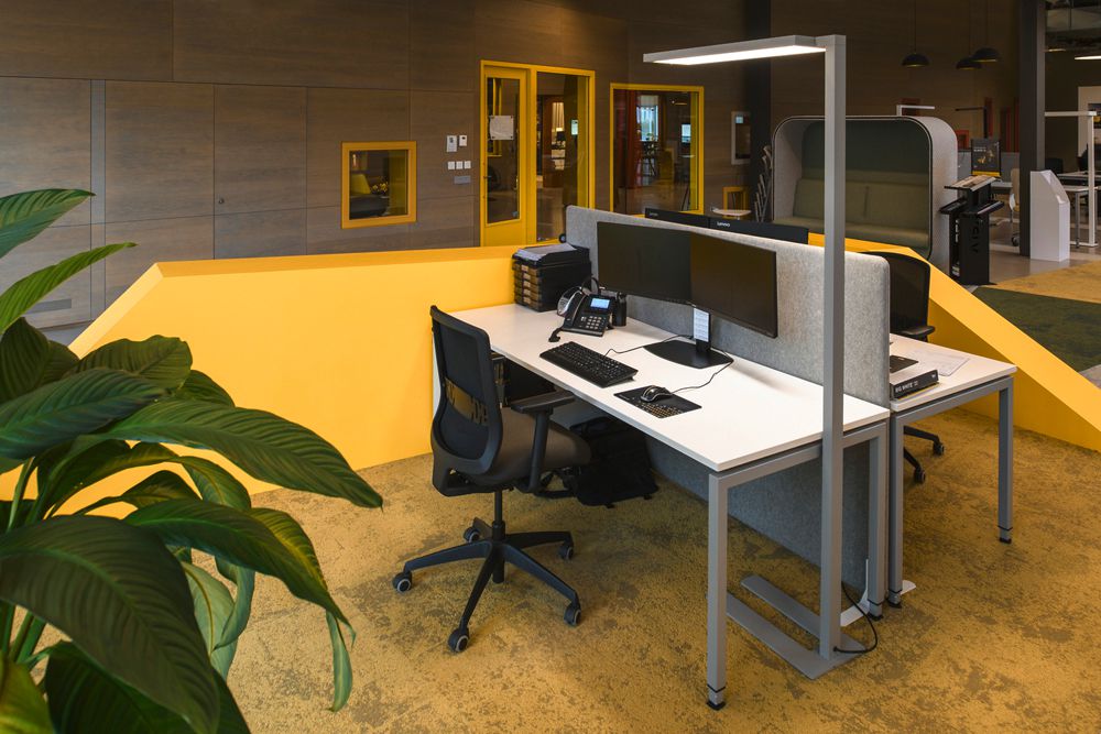 LED-Stehleuchte SLV WORKLIGHT PRO 100W 13000lm 840 PIR SEN DIM grau