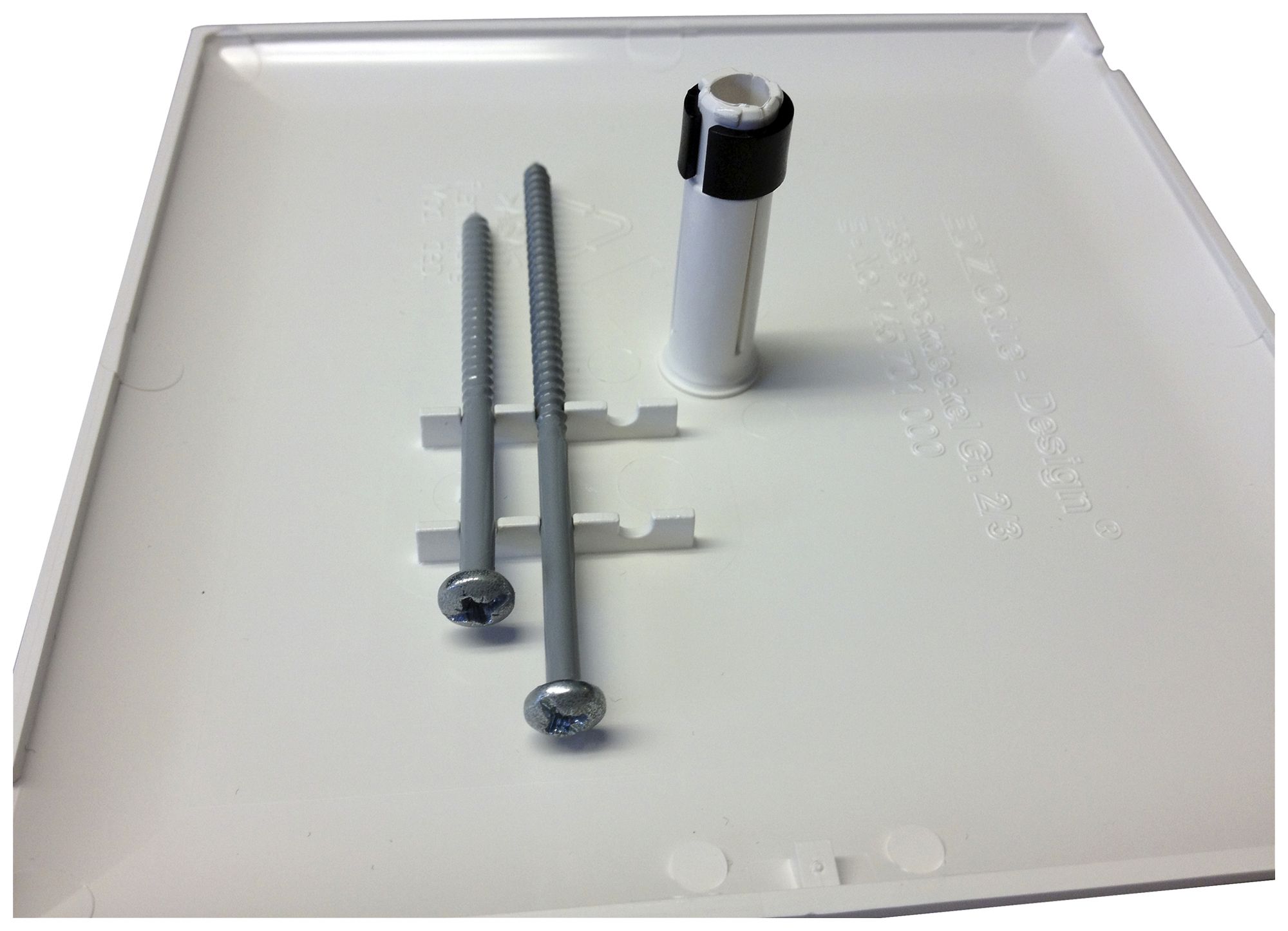 Coperchio innesto HSB scato.deriv.design EDIZIOdue 130×130mm ne s.alogeni