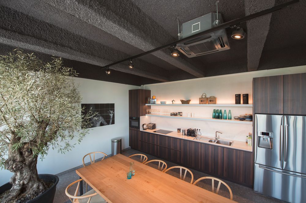 Strahler SLV KALU TRACK, GU10 75W mit 3-Phasen-Adapter IP20 schwarz