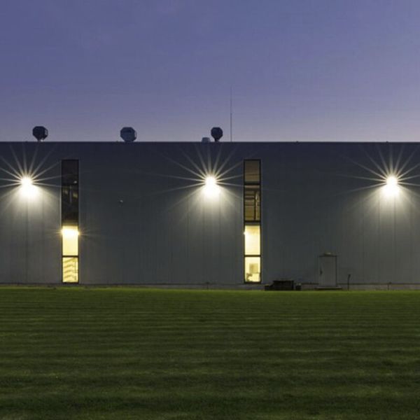 Projecteur LED DOTLUX LENSplus 120W 20800lm vert 540nm IP66 120° 335×287mm noir