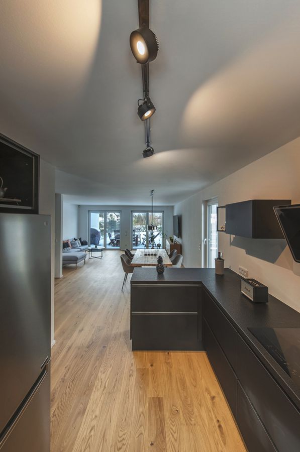 LED-Strahler SLV KALU TRACK, 12W 800lm 3000K mit 3-Phasen-Adapter IP20 schwarz